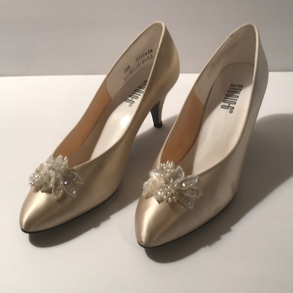 Studio 6 heels, size 10
